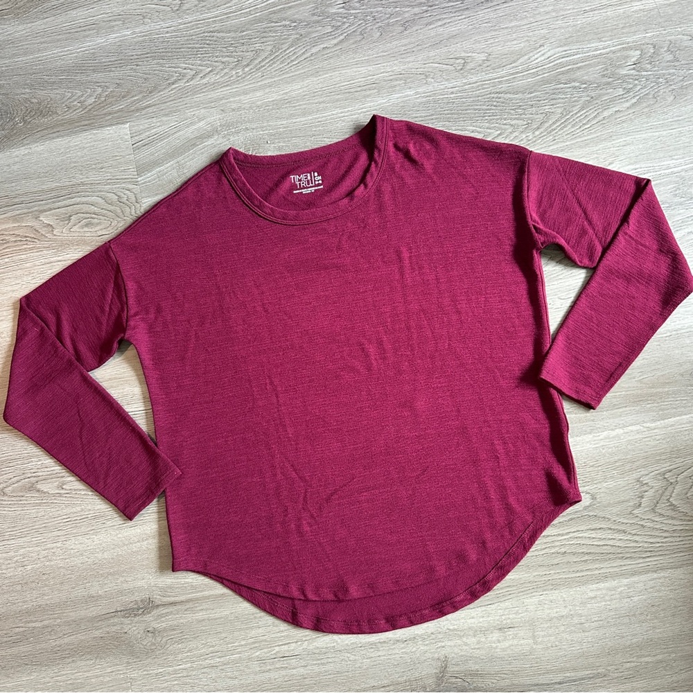 Time and Tru Relaxed Fit Women’s Long Sleeve Shirt - Small
